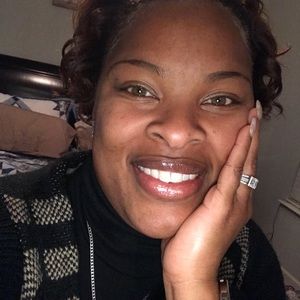 Meet your Posher, Lakiesha